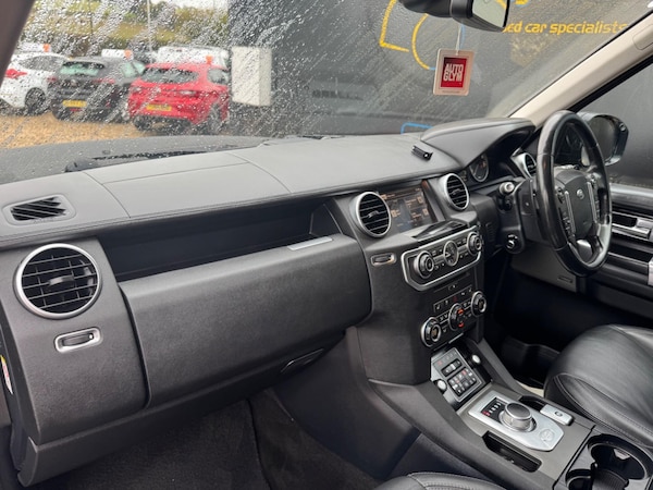 Used Land Rover Discovery 2015 for sale - 76260115: Photo 17