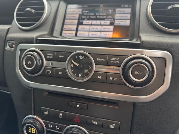 Used Land Rover Discovery 2015 for sale - 76260115: Photo 31
