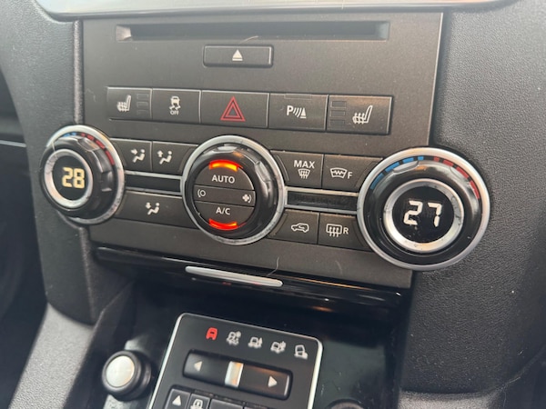 Used Land Rover Discovery 2015 for sale - 76260115: Photo 32
