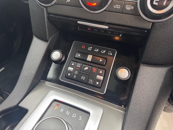 Used Land Rover Discovery 2015 for sale - 76260115: Photo 33