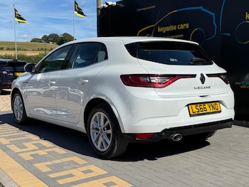 Used Renault Megane 2016 for sale - 79076108: Photo