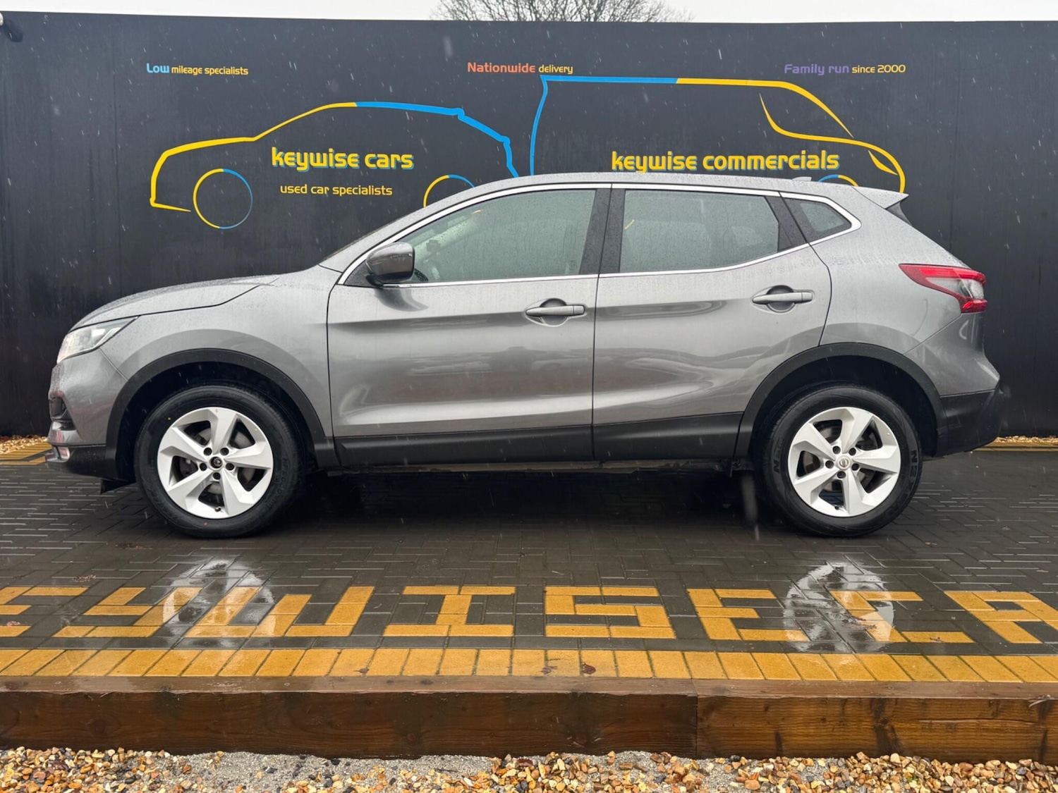 Used Nissan Qashqai 2018 for sale - 77358444: Photo 2