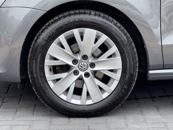Used Volkswagen Polo 2015 for sale - 76259387: Photo 14