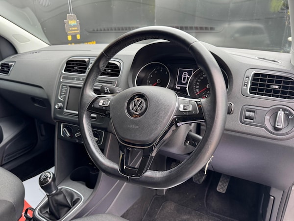 Used Volkswagen Polo 2015 for sale - 76259387: Photo 18