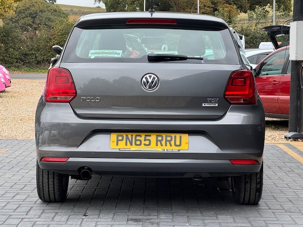 Used Volkswagen Polo 2015 for sale - 76259387: Photo 5