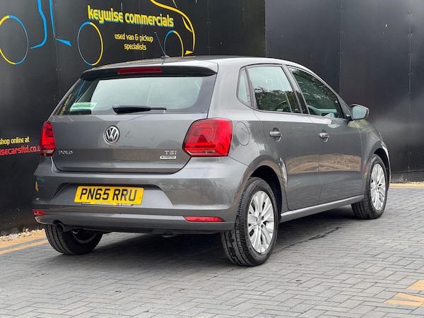 Used Volkswagen Polo 2015 for sale - 76259387: Photo 6
