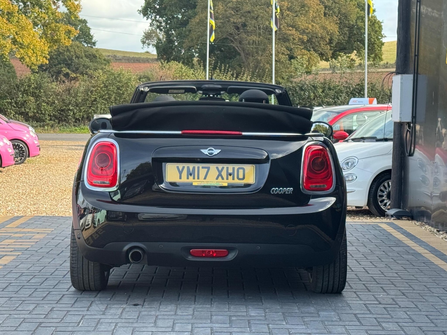 Used MINI Convertible 2017 for sale - 76199717: Photo 5
