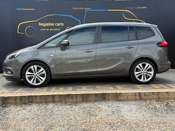 Used Vauxhall Zafira Tourer 2017 for sale - 78809307: Photo