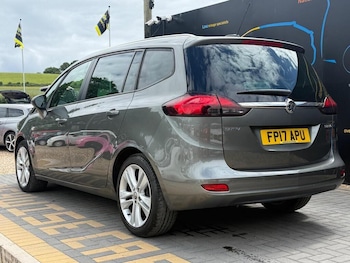 Used Vauxhall Zafira Tourer 2017 for sale - 78809307: Photo