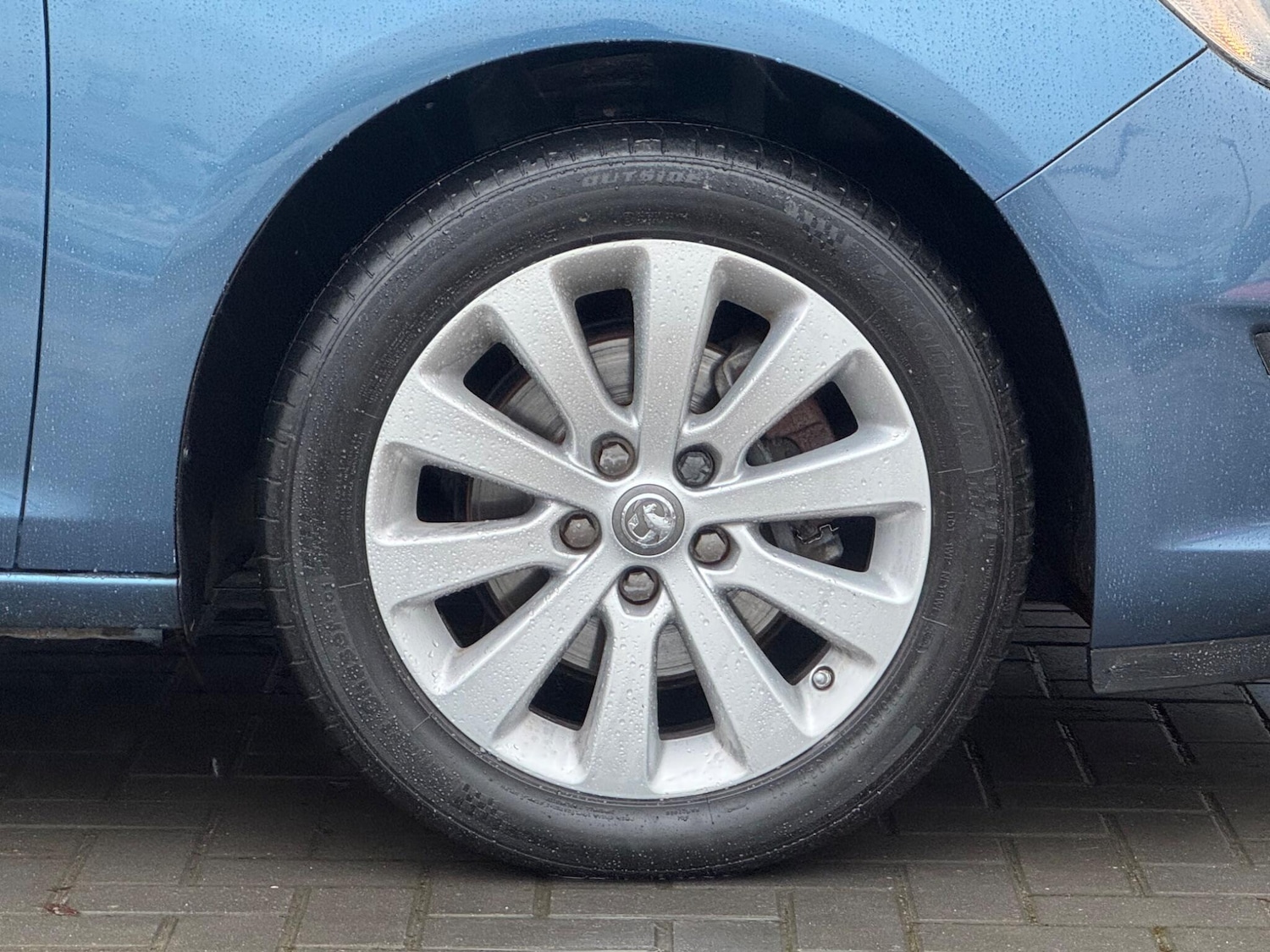 Used Vauxhall Astra for sale - 77267708: Photo 11