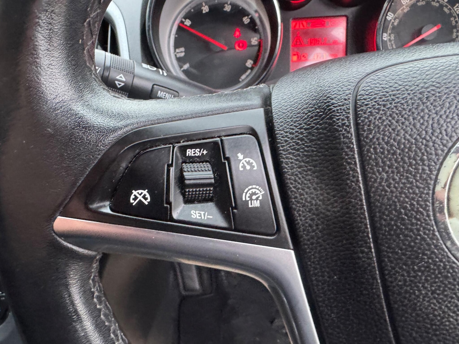 Used Vauxhall Astra for sale - 77267708: Photo 28