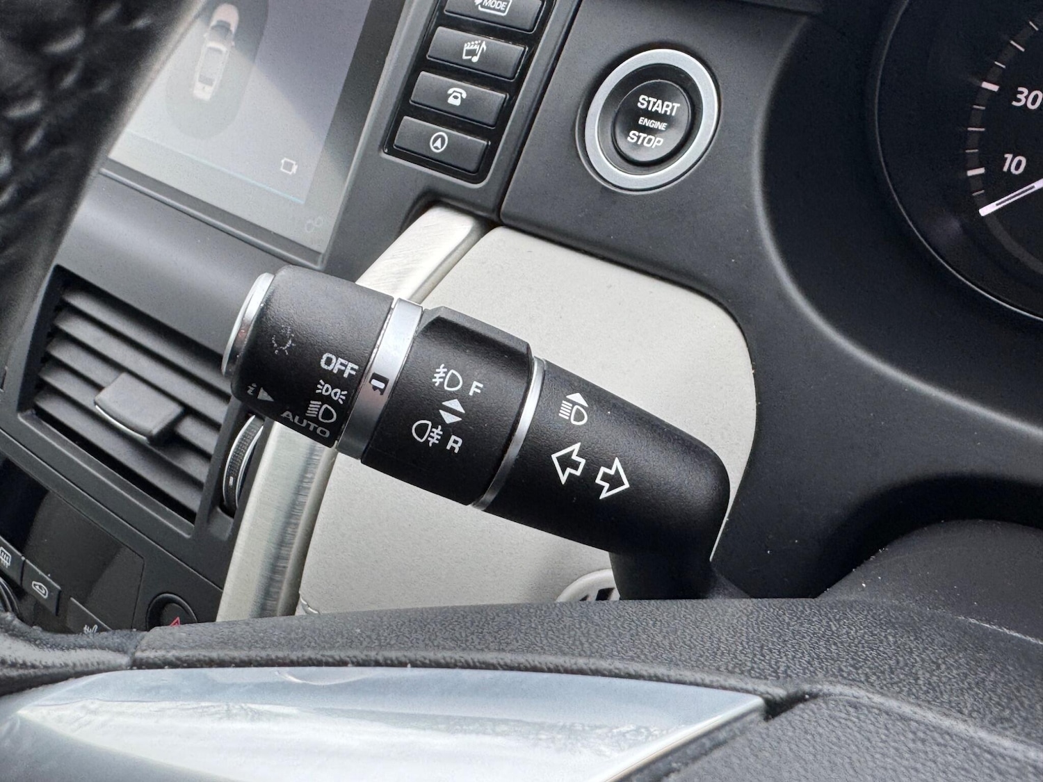 Used Land Rover Discovery Sport for sale - 78006950: Photo 32