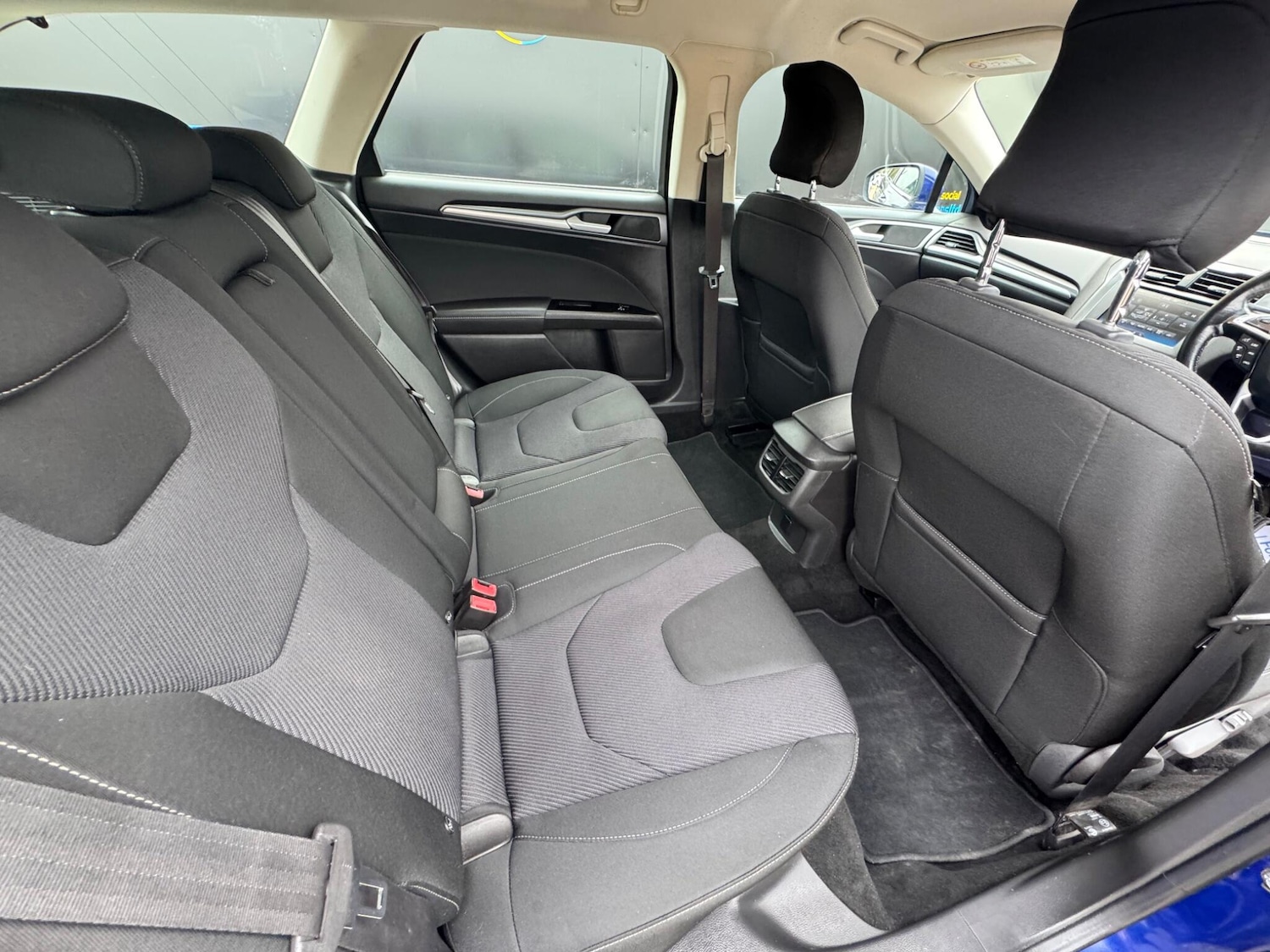 Used Ford Mondeo 2015 for sale - 77992905: Photo 16