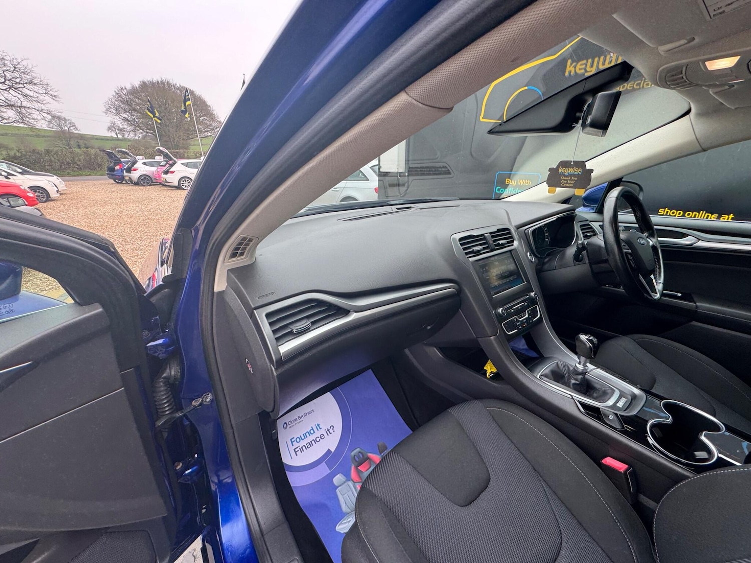 Used Ford Mondeo 2015 for sale - 77992905: Photo 18