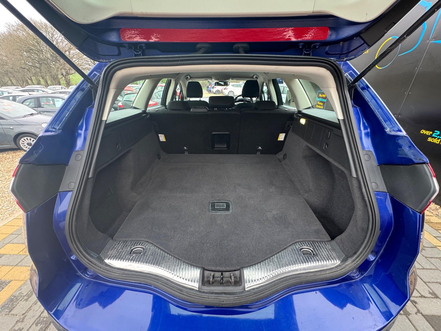 Used Ford Mondeo 2015 for sale - 77992905: Photo 21