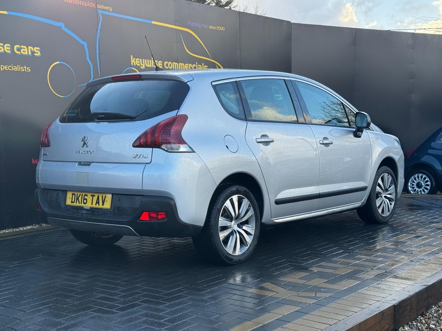 Used Peugeot 3008 2016 for sale - 77203172: Photo 5