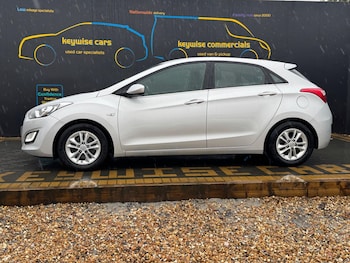 Used Hyundai i30 2015 for sale - 77496001: Photo