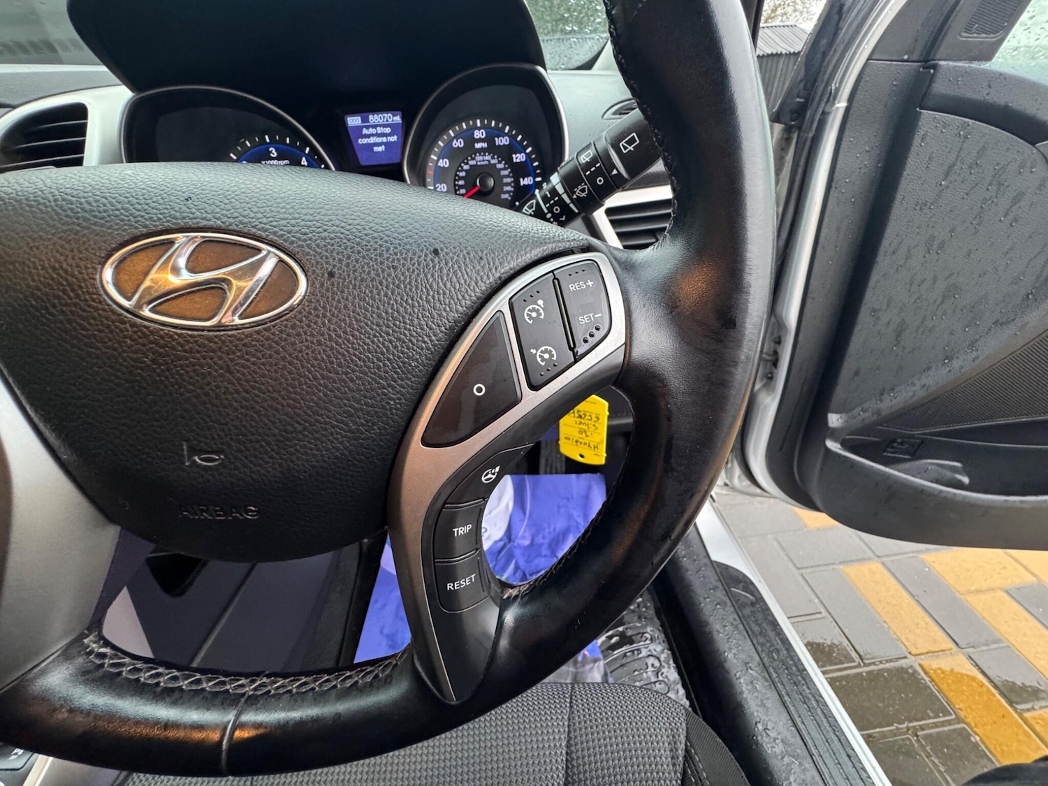 Used Hyundai i30 2015 for sale - 77496001: Photo 30