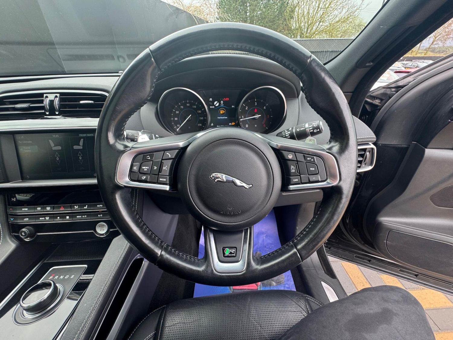 Used Jaguar F-Pace 2018 for sale - 77882810: Photo 28