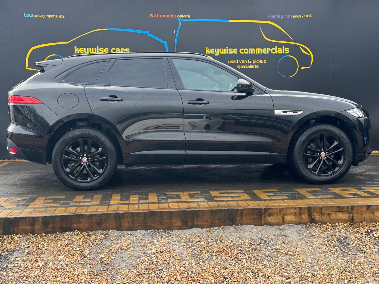 Used Jaguar F-Pace 2018 for sale - 77882810: Photo 5