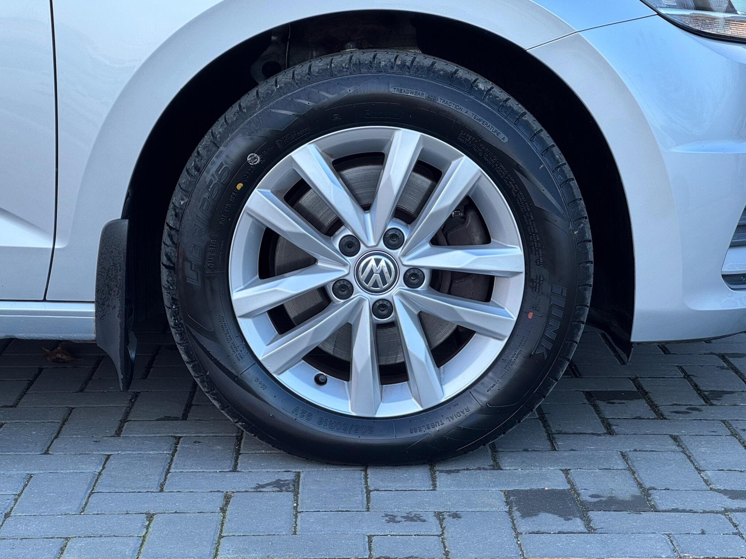 Used Volkswagen Touran 2016 for sale - 77049678: Photo 10