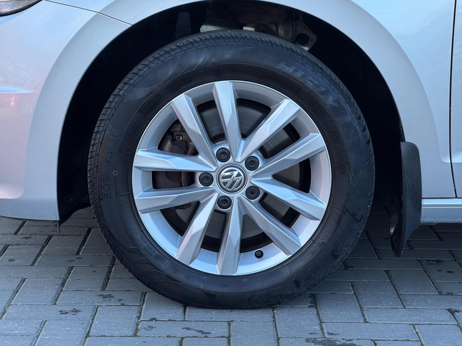 Used Volkswagen Touran 2016 for sale - 77049678: Photo 12