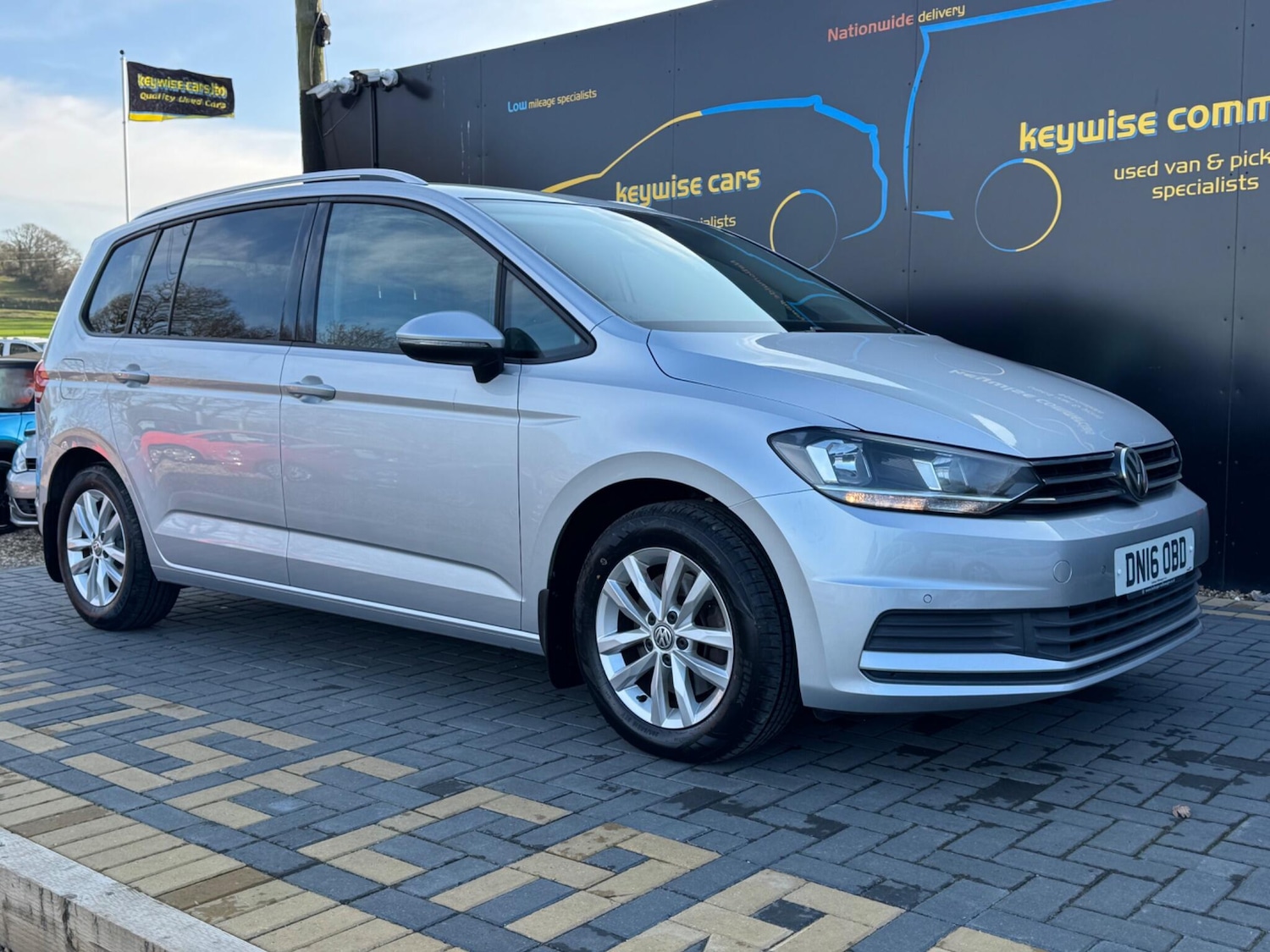 Used Volkswagen Touran 2016 for sale - 77049678: Photo 8