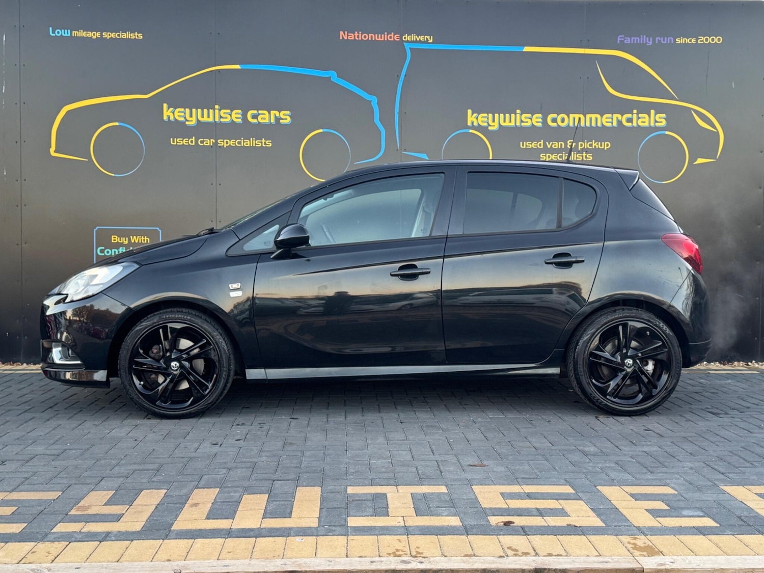 Used Vauxhall Corsa for sale - 76997328: Photo 2