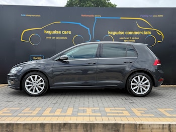 Used Volkswagen Golf 2018 for sale - 78796258: Photo