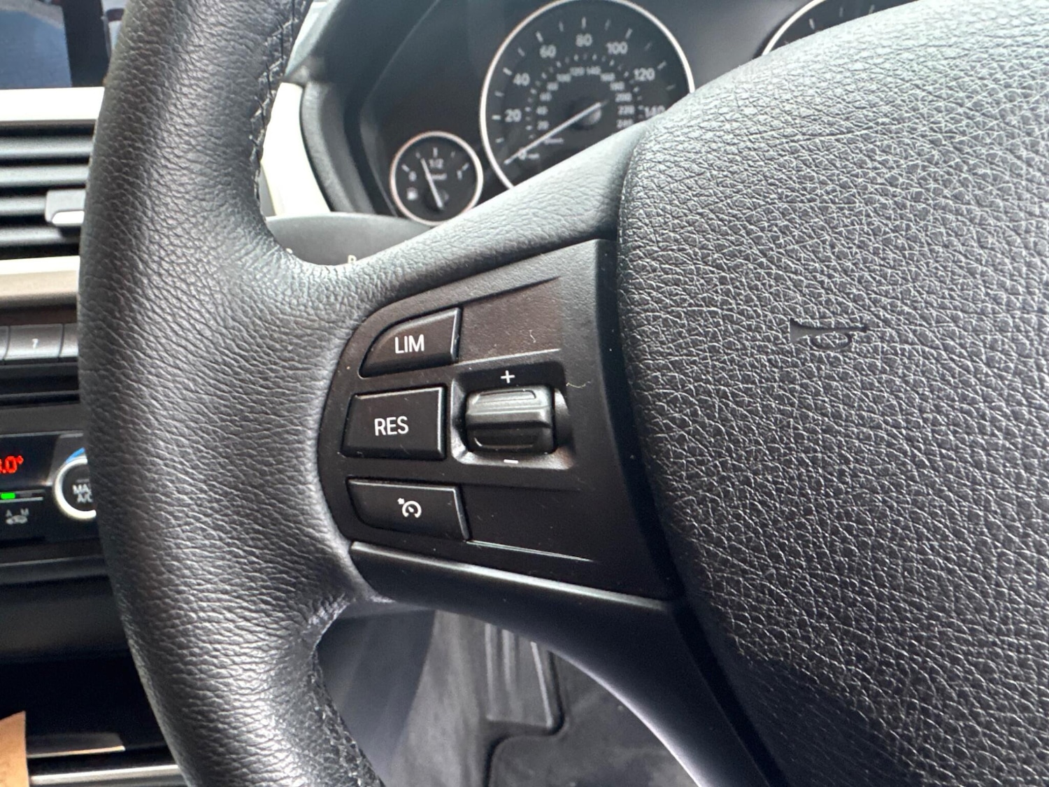 Used BMW 3 Series for sale - 76996874: Photo 30