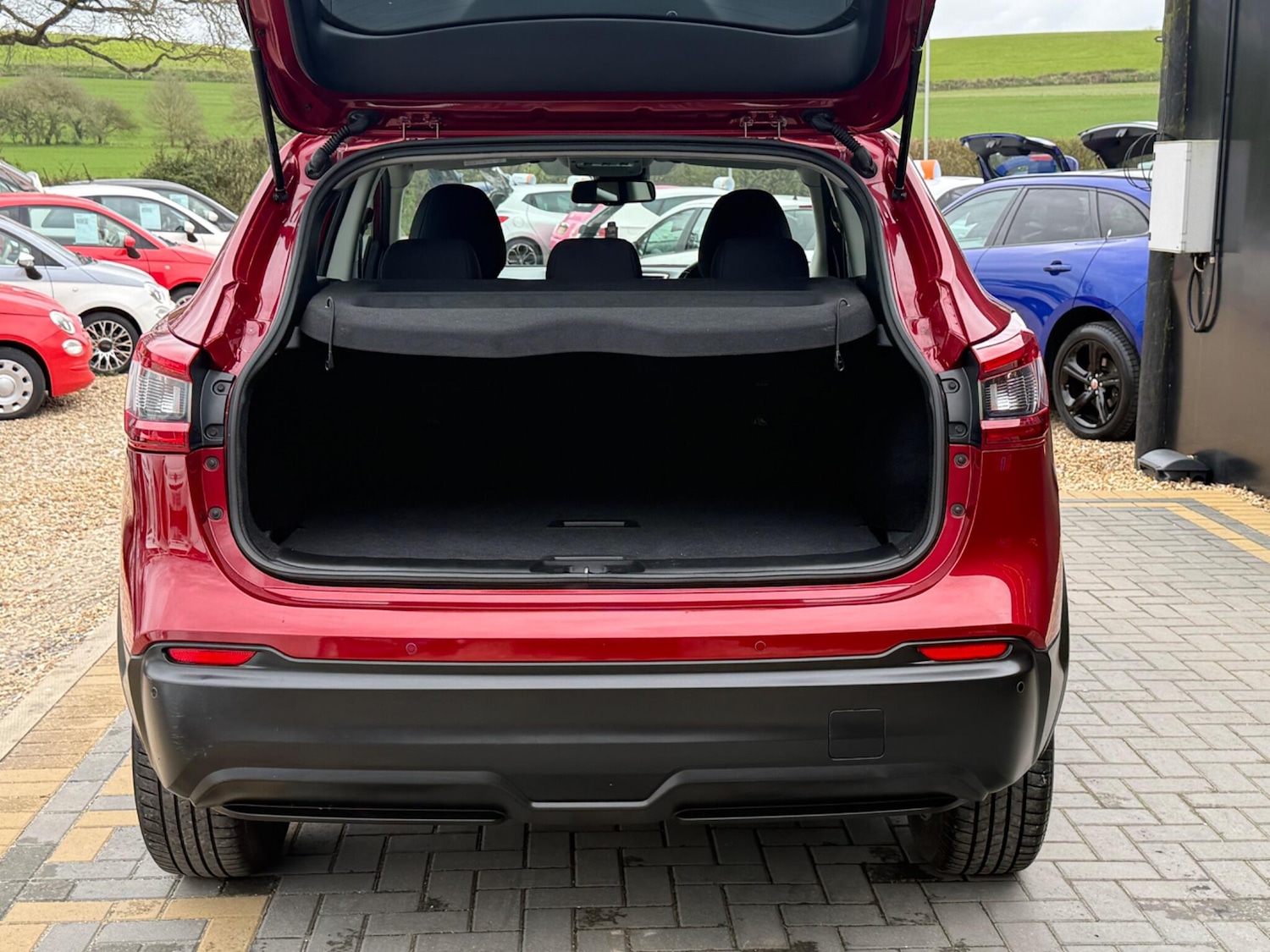 Used Nissan Qashqai 2018 for sale - 78101228: Photo 17