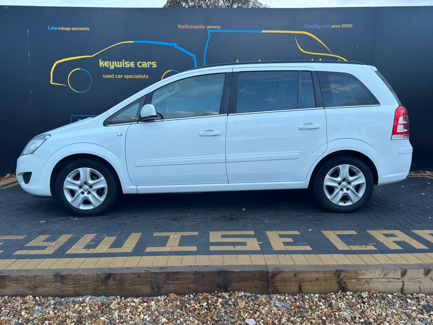 Used Vauxhall Zafira 2011 for sale - 76539206: Photo 2