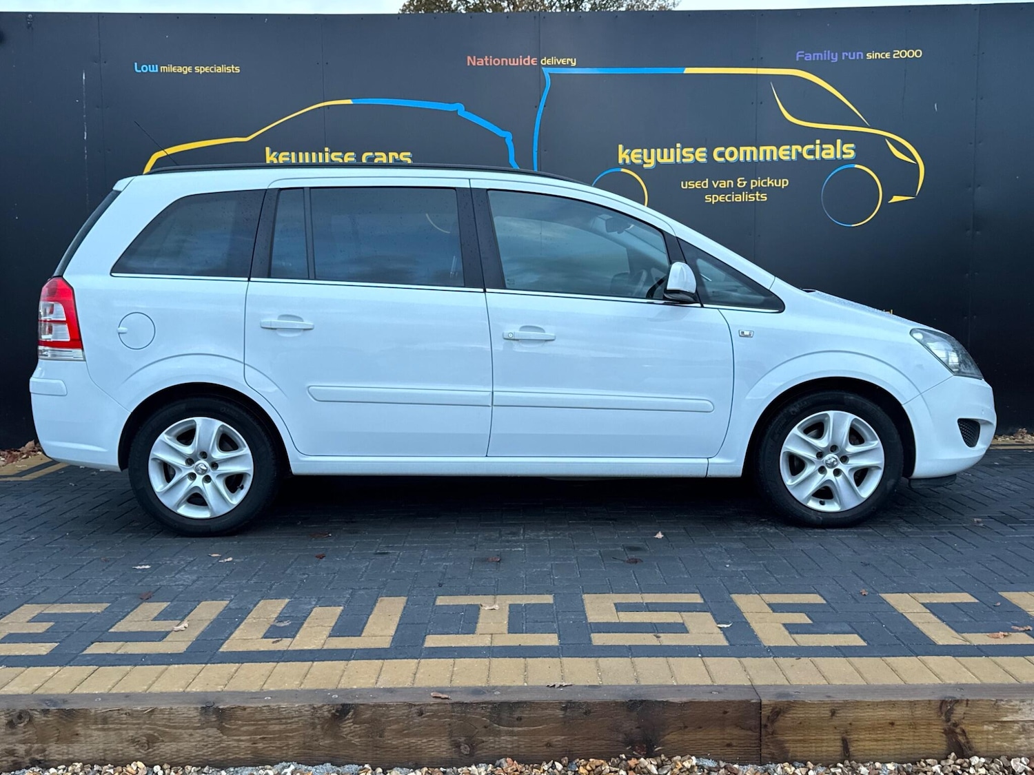 Used Vauxhall Zafira 2011 for sale - 76539206: Photo 6