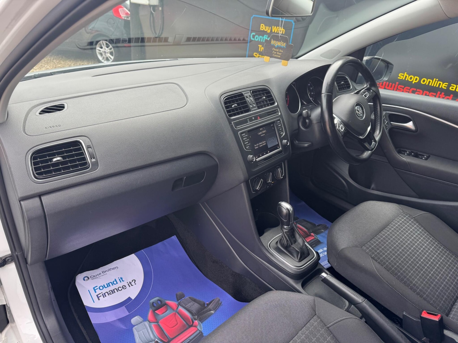 Used Volkswagen Polo for sale - 77824468: Photo 25