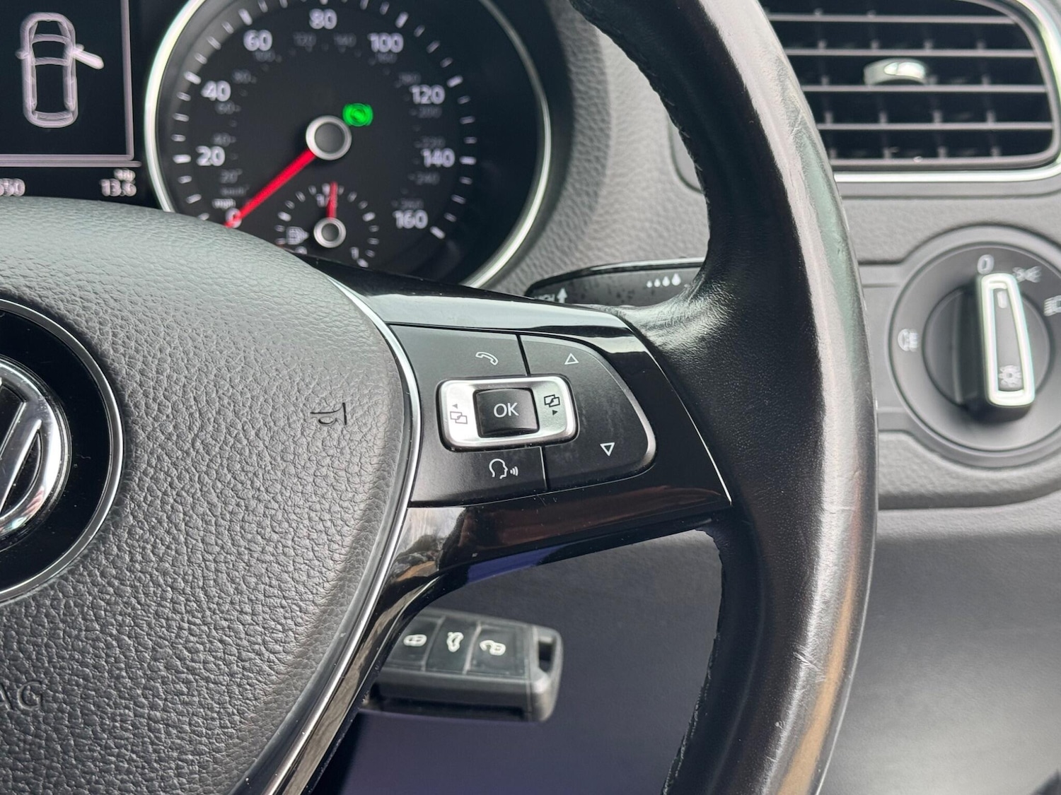 Used Volkswagen Polo for sale - 77824468: Photo 29