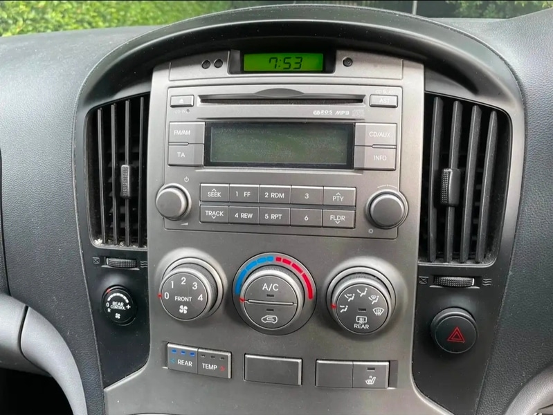 Used Hyundai i800 2012 for sale - 76962889: Photo 18