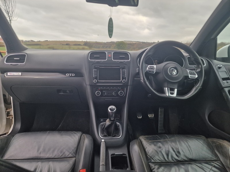 Used Volkswagen Golf 2011 for sale - 76962894: Photo 16