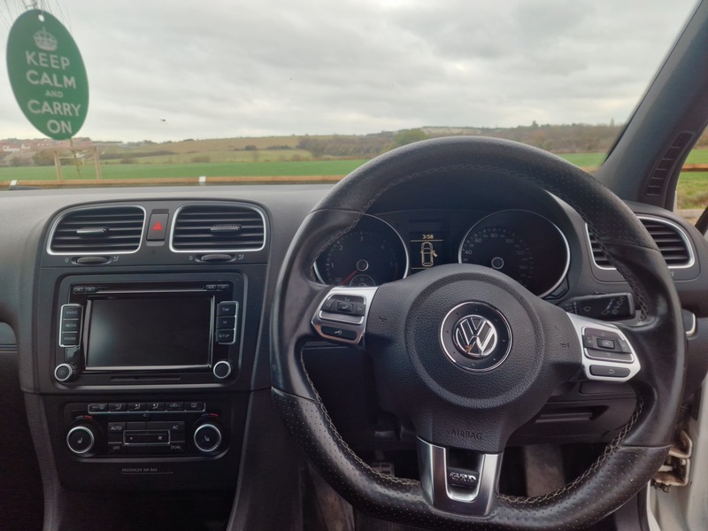 Used Volkswagen Golf 2011 for sale - 76962894: Photo 17