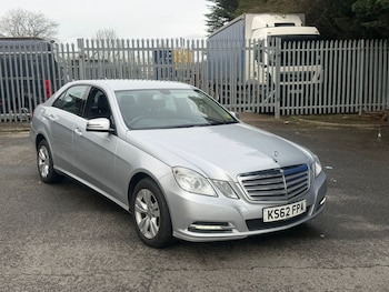 Used Mercedes-Benz E Class 2013 for sale - 77409210: Photo