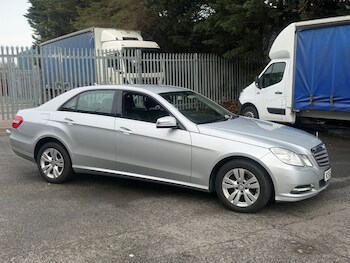 Used Mercedes-Benz E Class 2013 for sale - 77409210: Photo