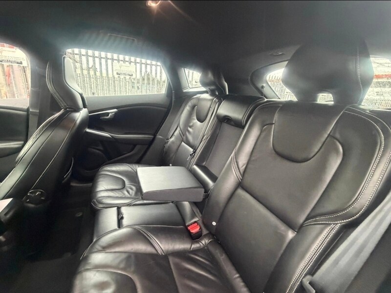 Used Volvo V40 2014 for sale - 77409208: Photo 15