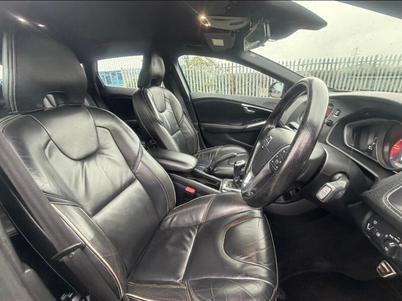 Used Volvo V40 2014 for sale - 77409208: Photo 18