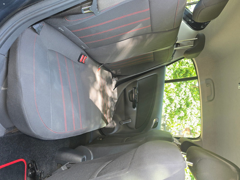 Used Vauxhall Corsa 2010 for sale - 77072904: Photo 8