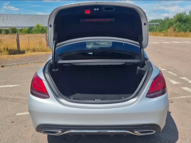 Used Mercedes-Benz C Class 2019 for sale - 76962870: Photo 9