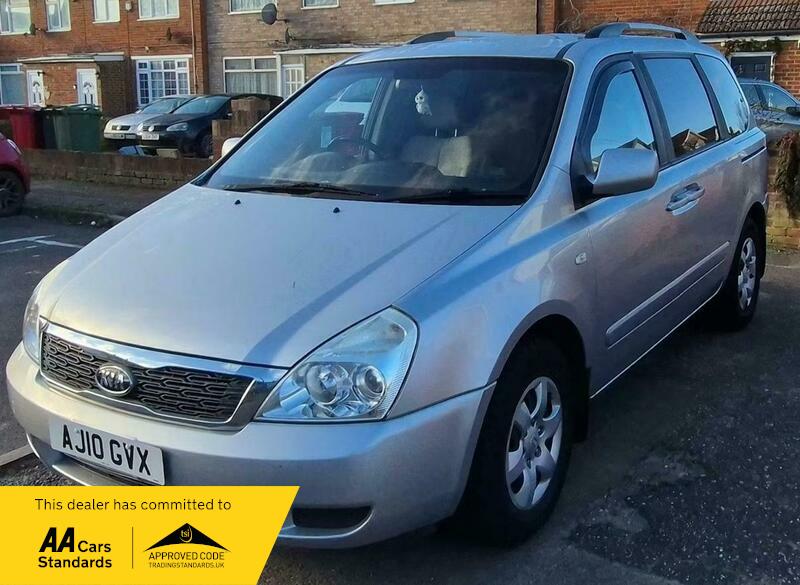 Used Kia Sedona 2010 for sale - 77059745: Photo 2