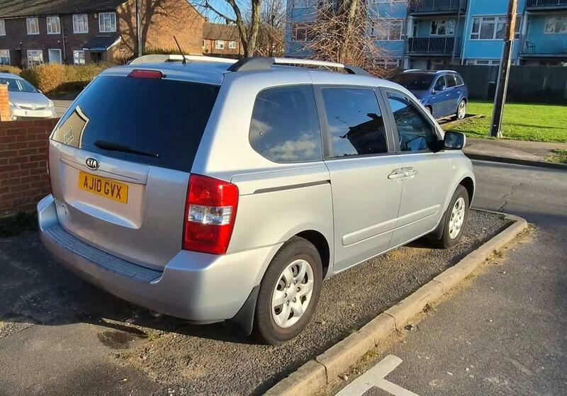 Used Kia Sedona 2010 for sale - 77059745: Photo 5