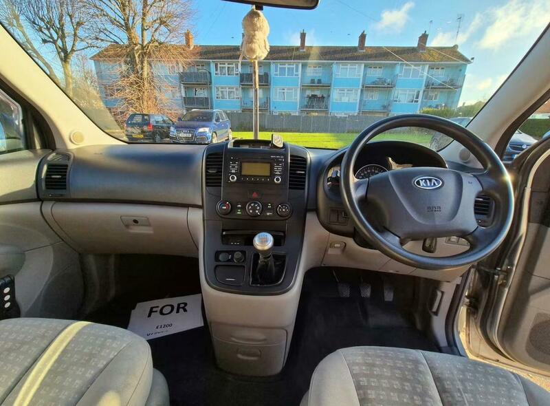 Used Kia Sedona 2010 for sale - 77059745: Photo 8