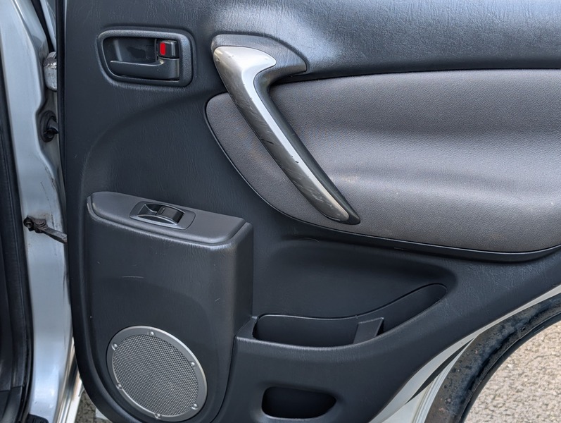 Used Toyota RAV4 2005 for sale - 78045253: Photo 20