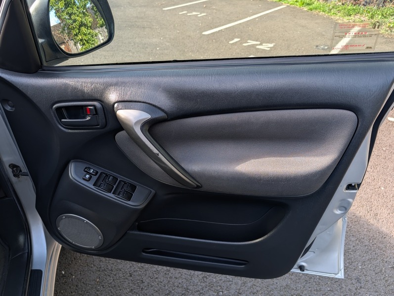 Used Toyota RAV4 2005 for sale - 78045253: Photo 34