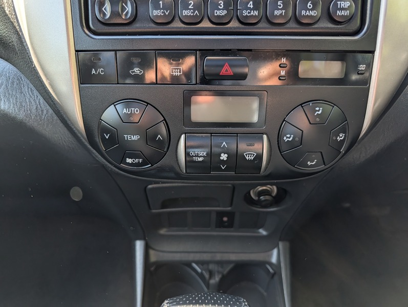 Used Toyota RAV4 2005 for sale - 78045253: Photo 38